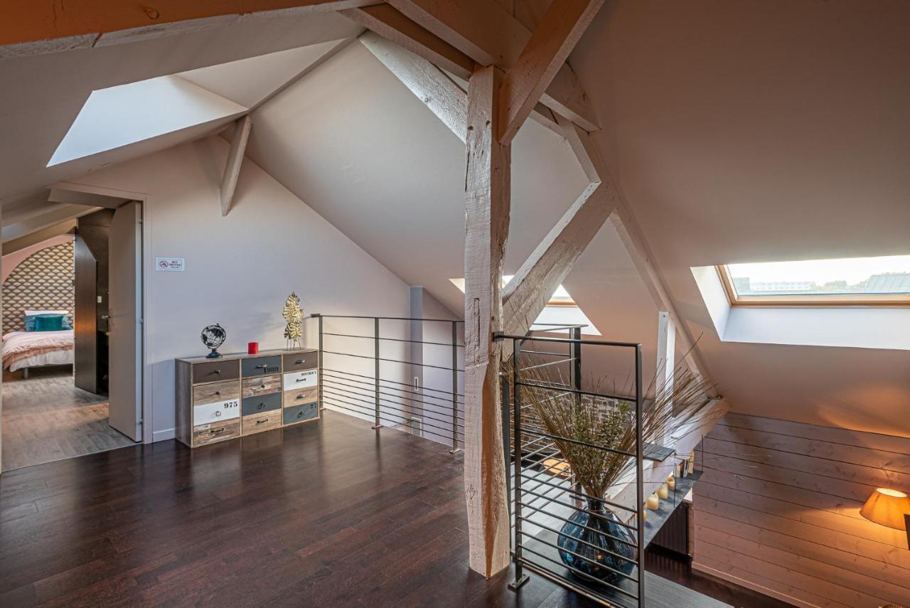 Ty Malie - Magnifique Loft En Coeur De Ville Avec Parking ヴァンヌ エクステリア 写真